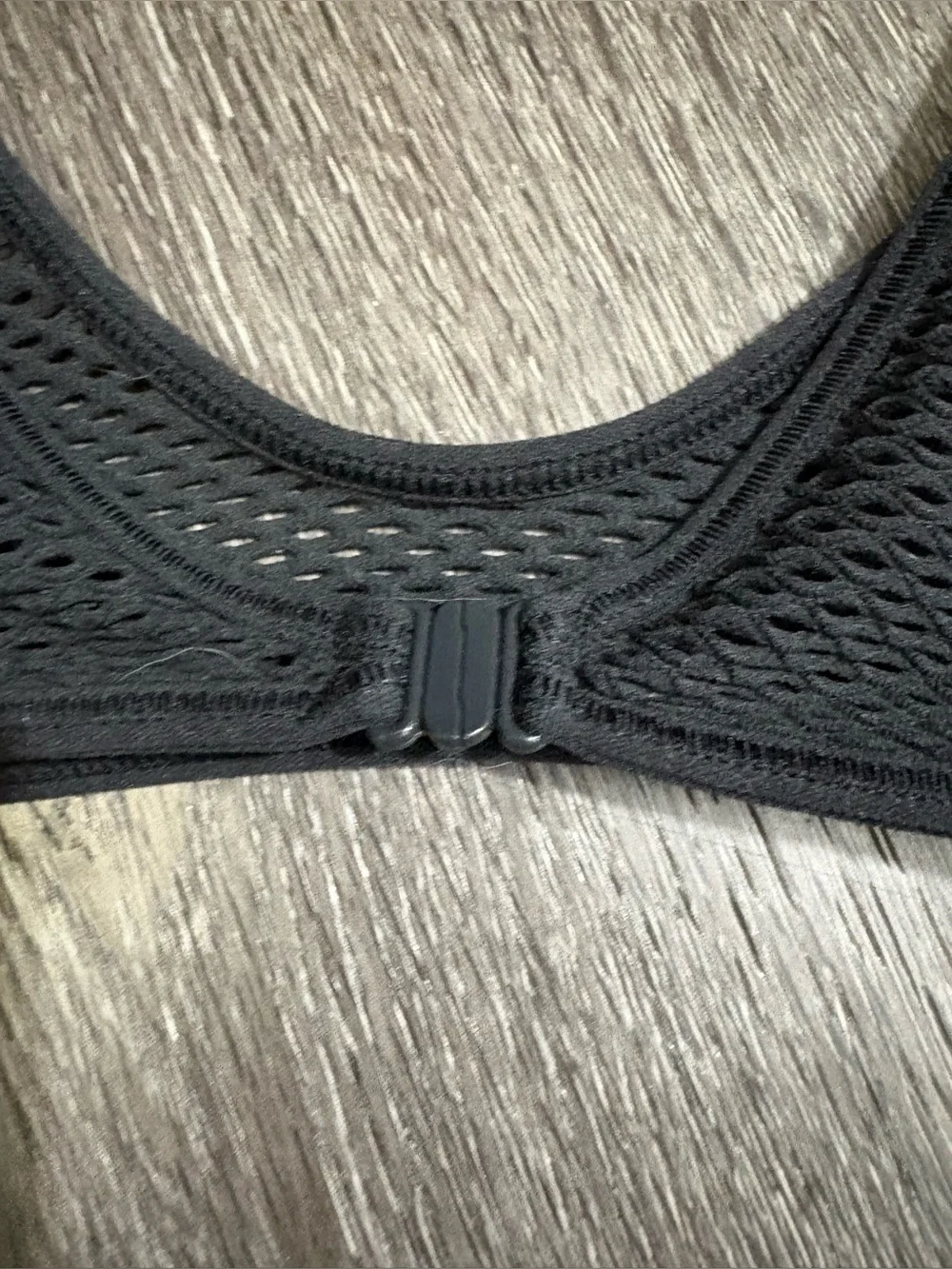 NWT SKIMS Size XS Onyx Perforated Seamless Skimpy Scoop Bralette Sexy Flirty - Picture 3 of 10